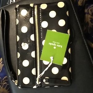 Black & white Polk a dot wristlet